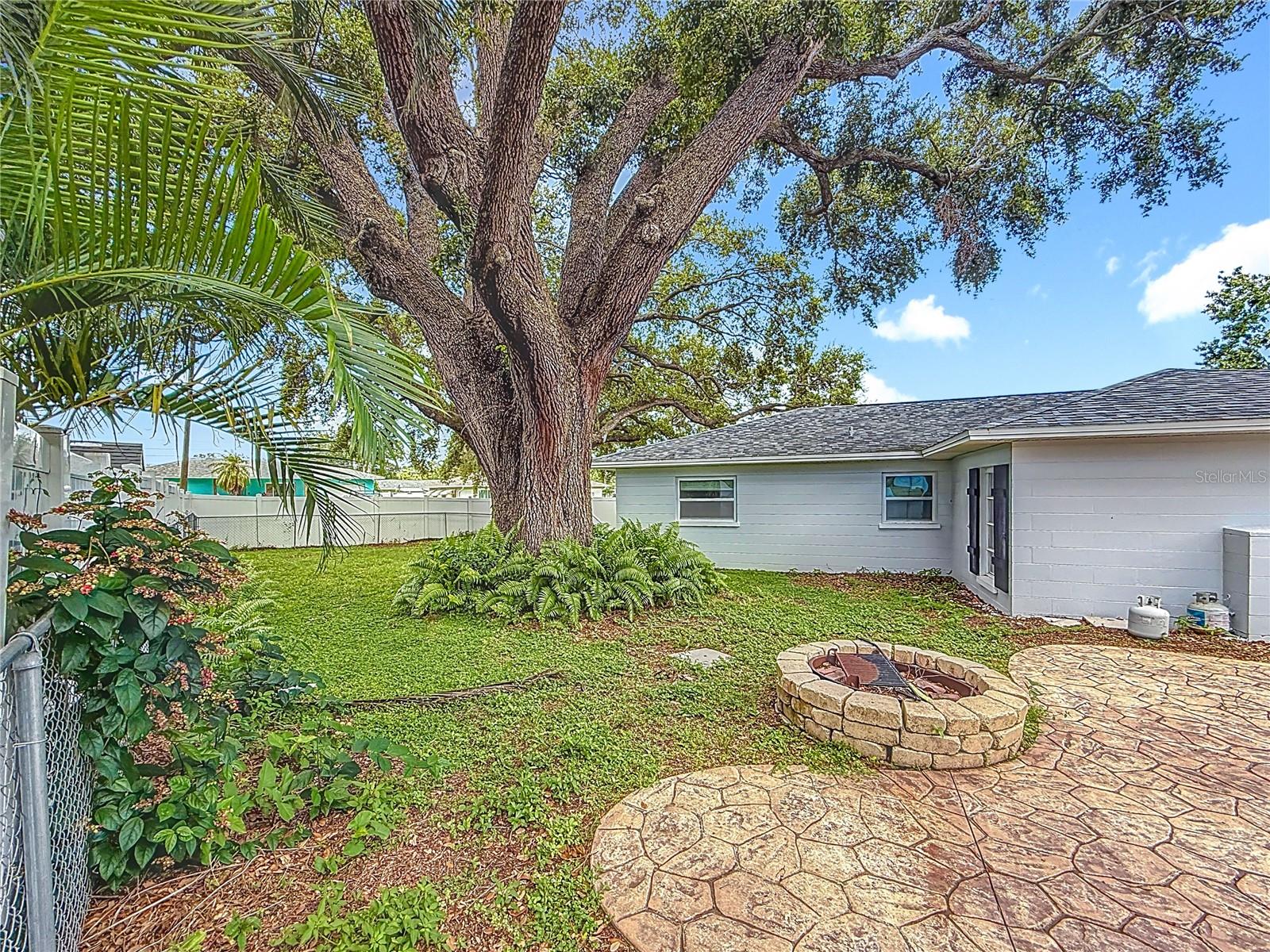 5271 31ST AVE N, ST PETERSBURG, FL, 33710