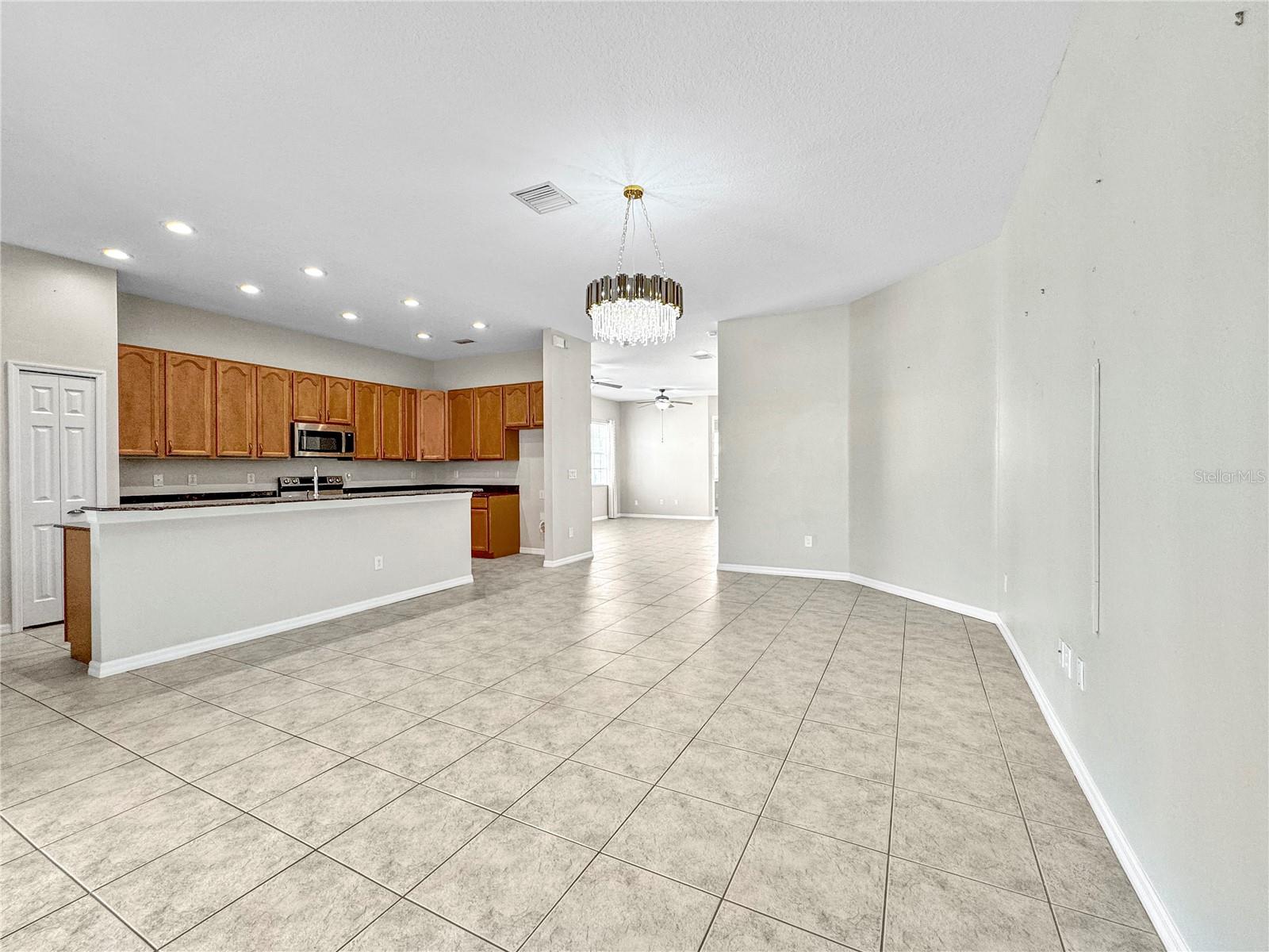 30753 PUMPKIN RIDGE DR, WESLEY CHAPEL, FL, 33543