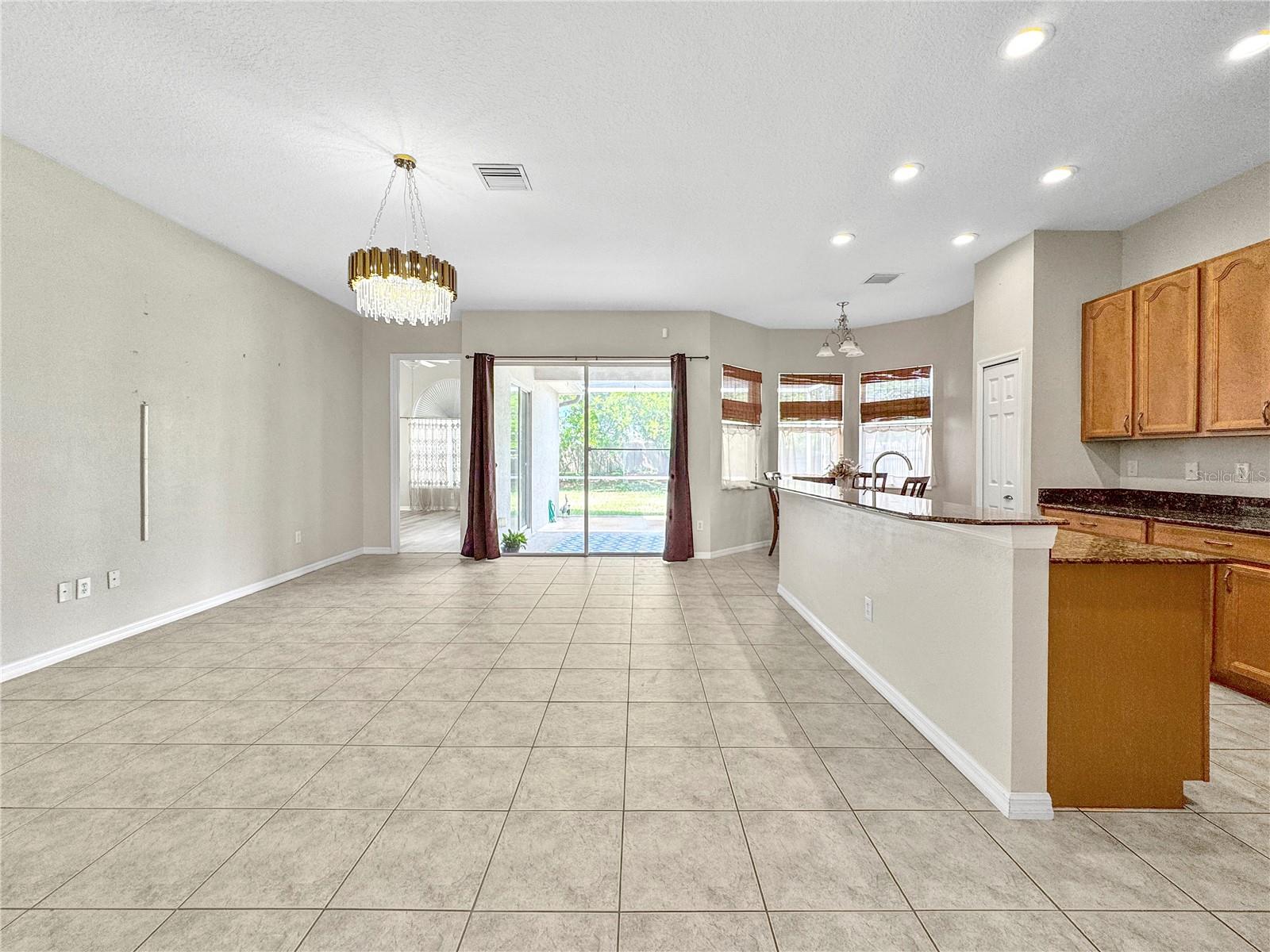 30753 PUMPKIN RIDGE DR, WESLEY CHAPEL, FL, 33543