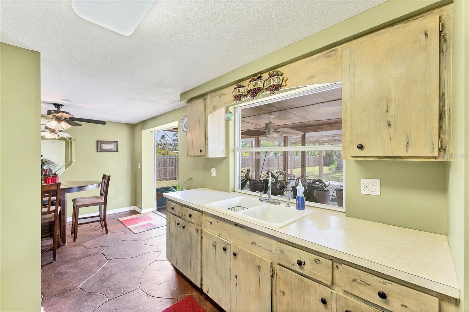 551 MORRISON AVE, ENGLEWOOD, FL, 34223