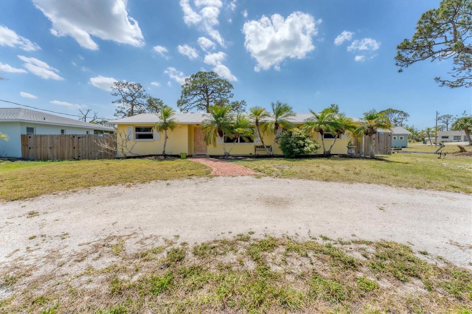 551 MORRISON AVE, ENGLEWOOD, FL, 34223