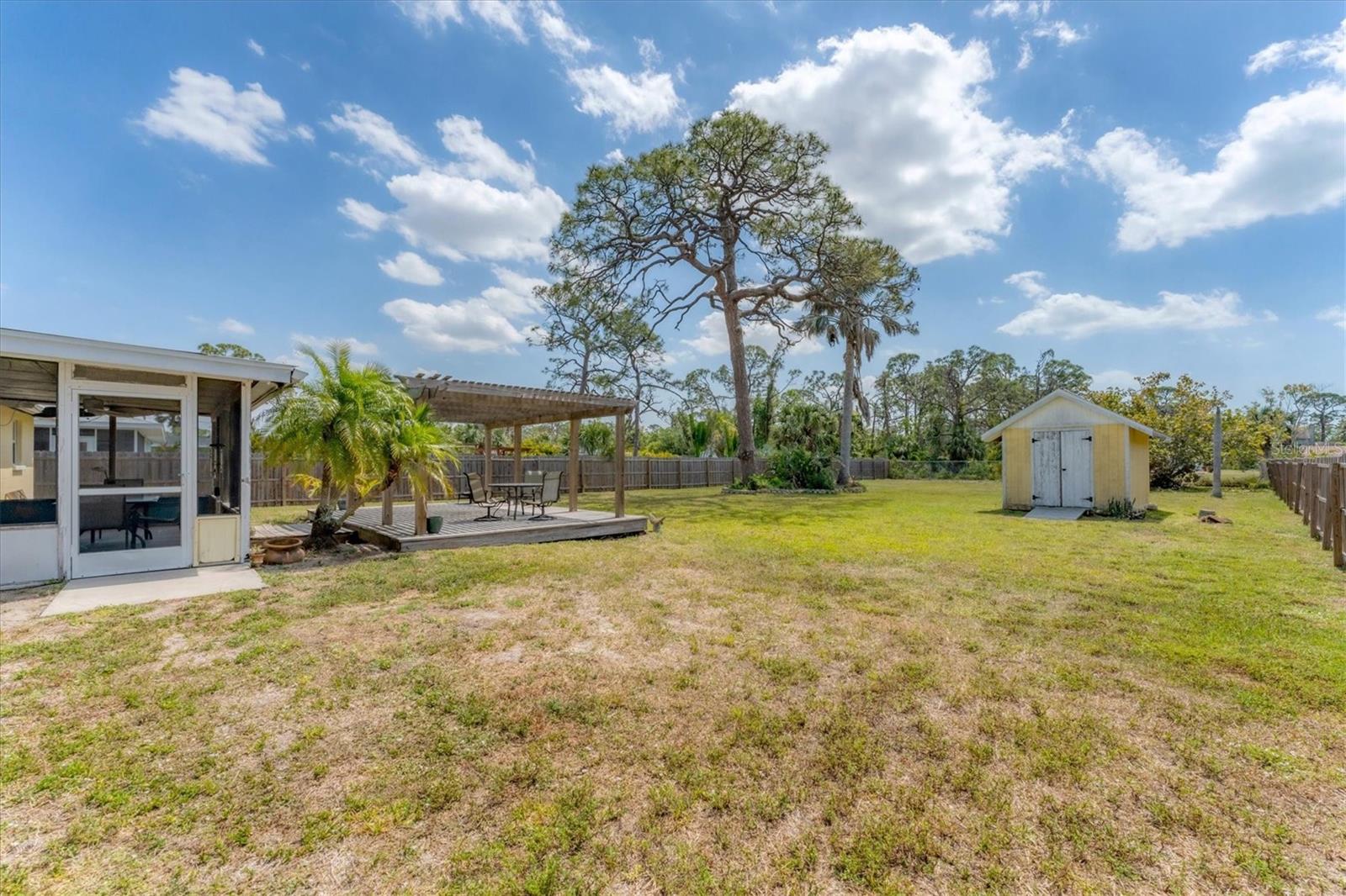 551 MORRISON AVE, ENGLEWOOD, FL, 34223