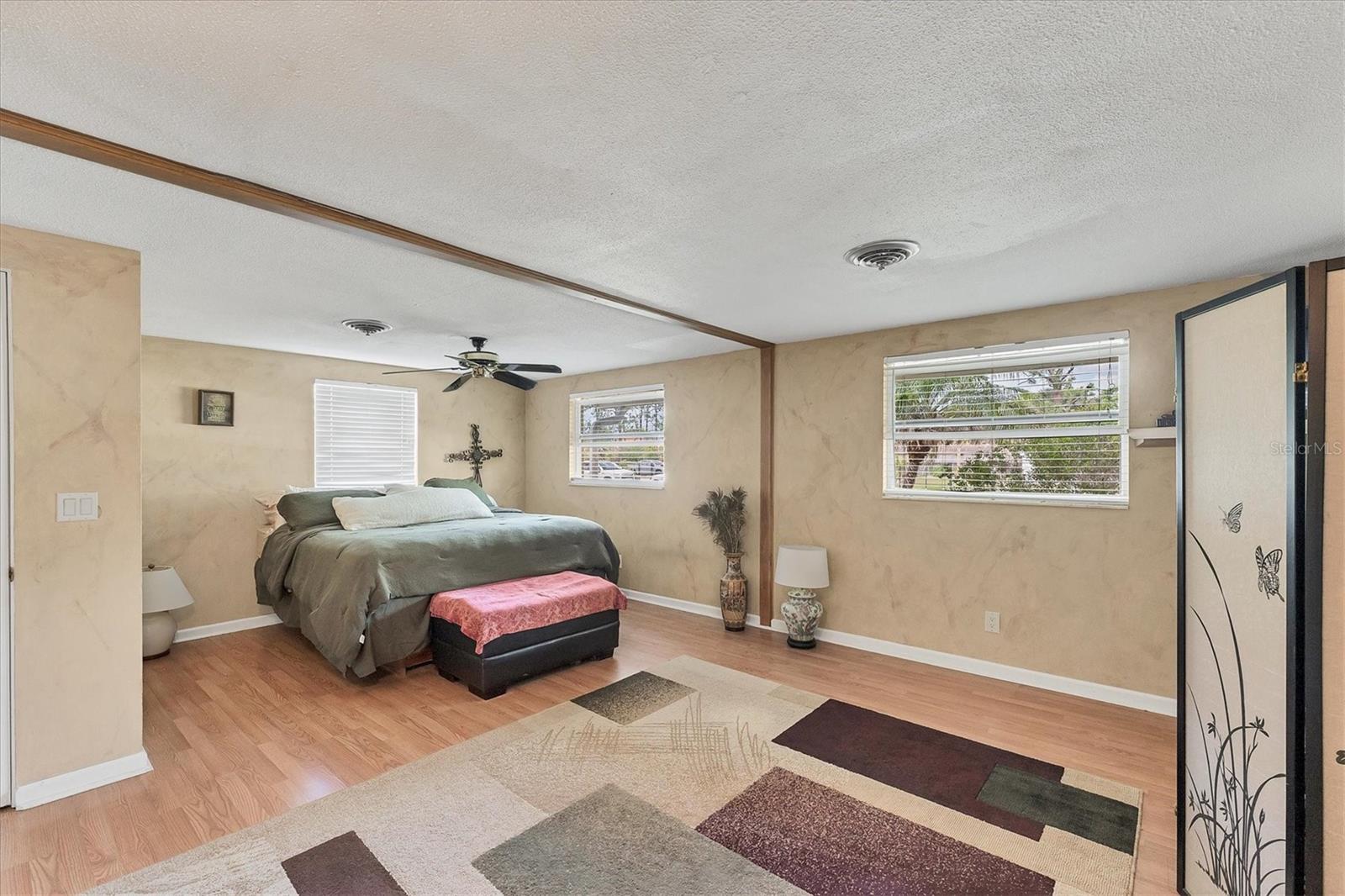 551 MORRISON AVE, ENGLEWOOD, FL, 34223