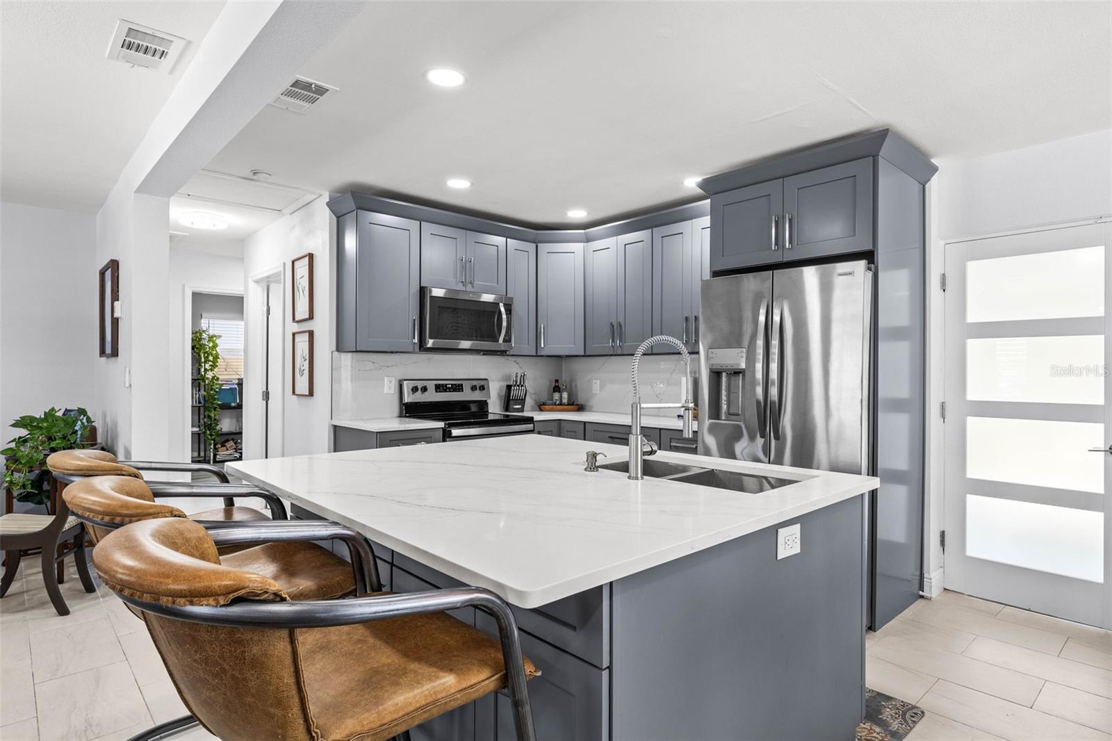 1406 NEBRASKA AVE, PALM HARBOR, FL, 34683
