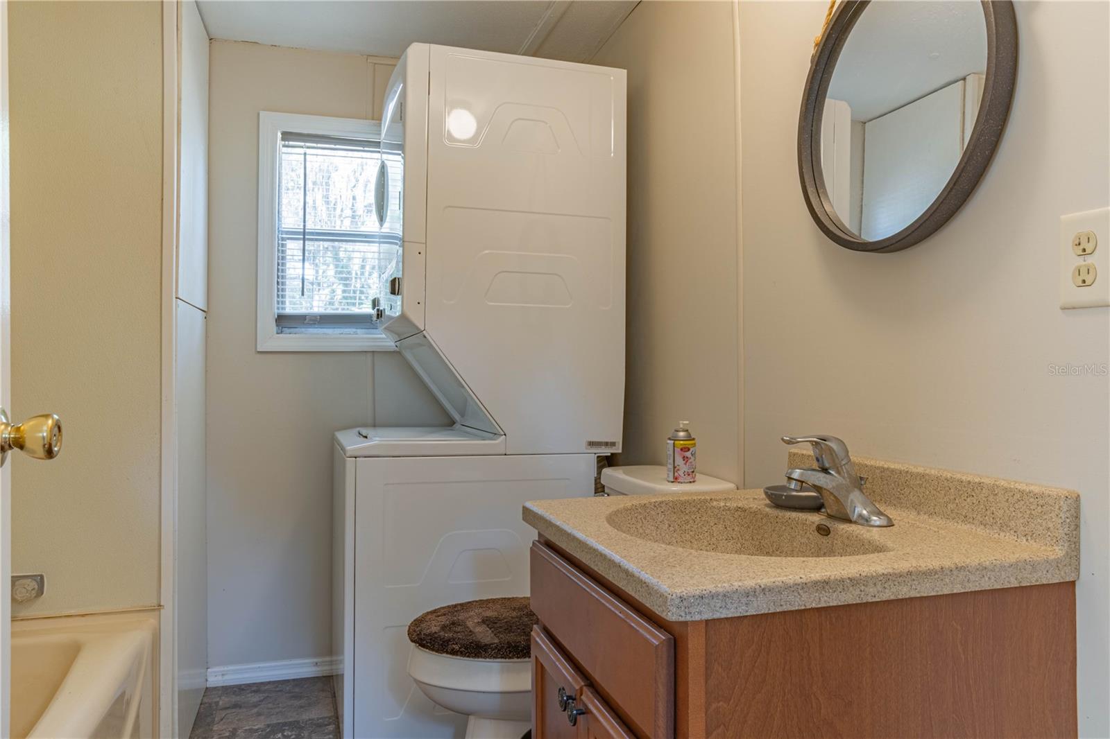 1986 CR 412, LAKE PANASOFFKEE, FL, 33538