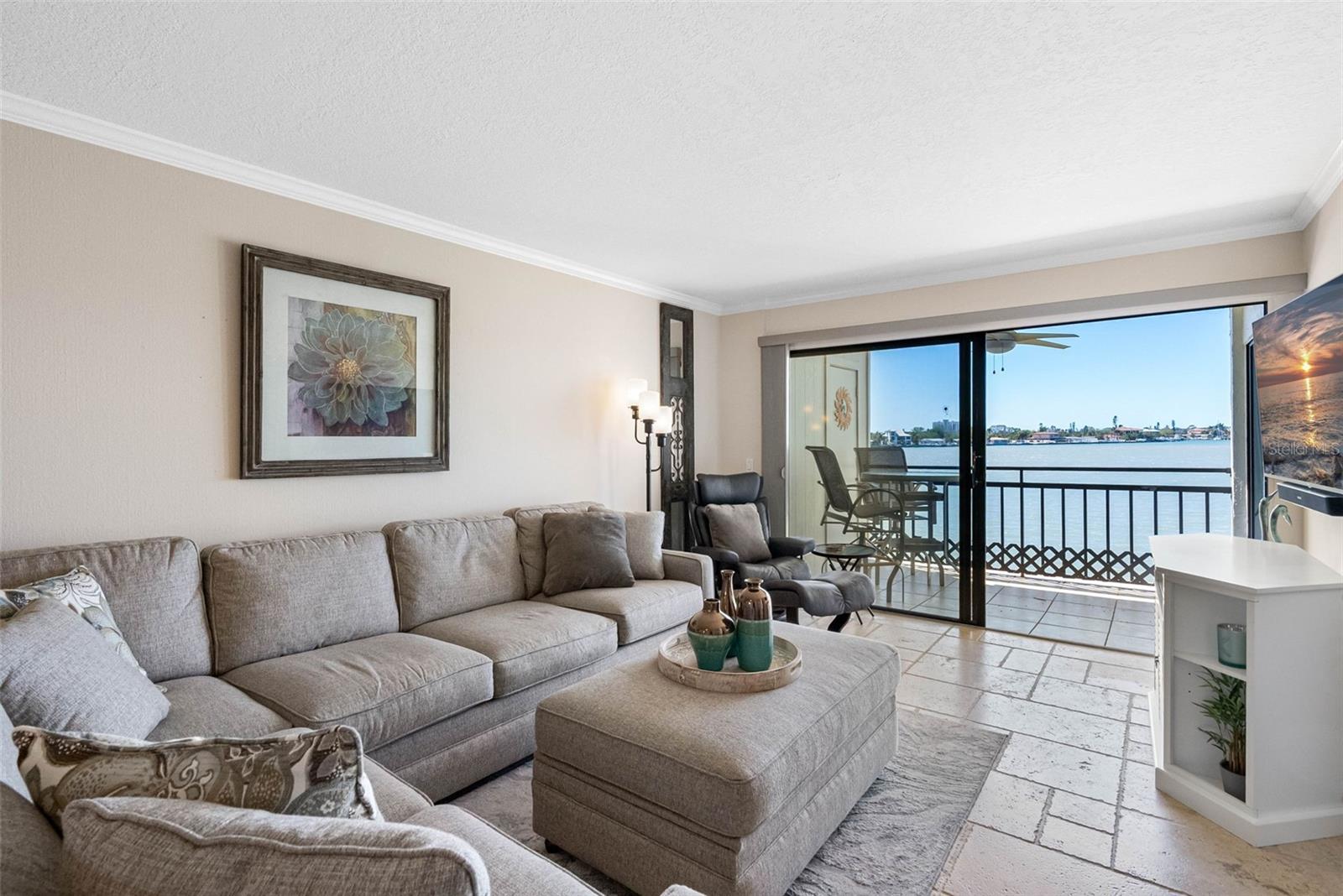 6265 SUN BLVD #204, ST PETERSBURG, FL, 33715