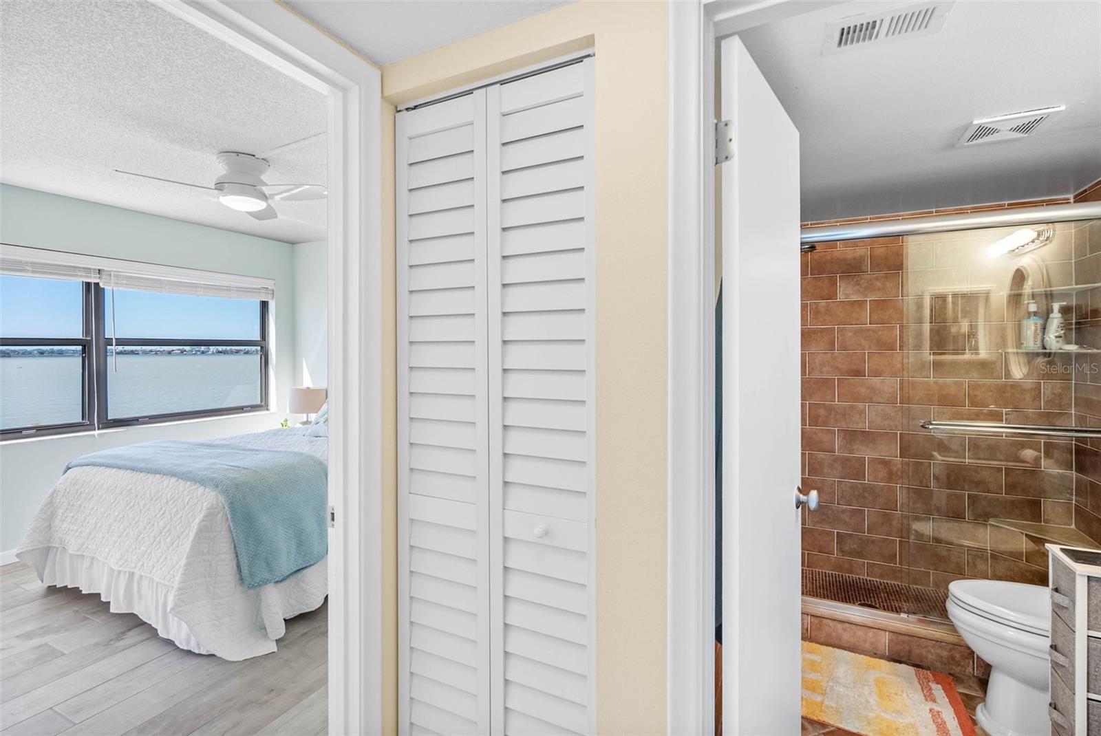 6265 SUN BLVD #204, ST PETERSBURG, FL, 33715