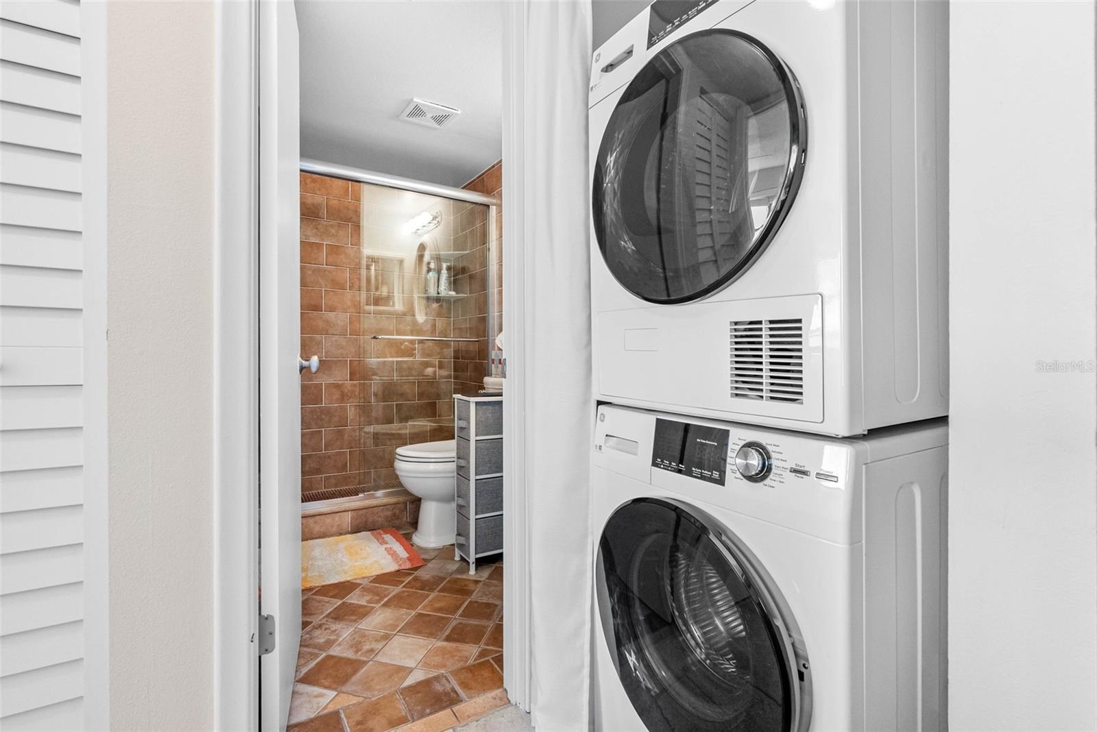 6265 SUN BLVD #204, ST PETERSBURG, FL, 33715