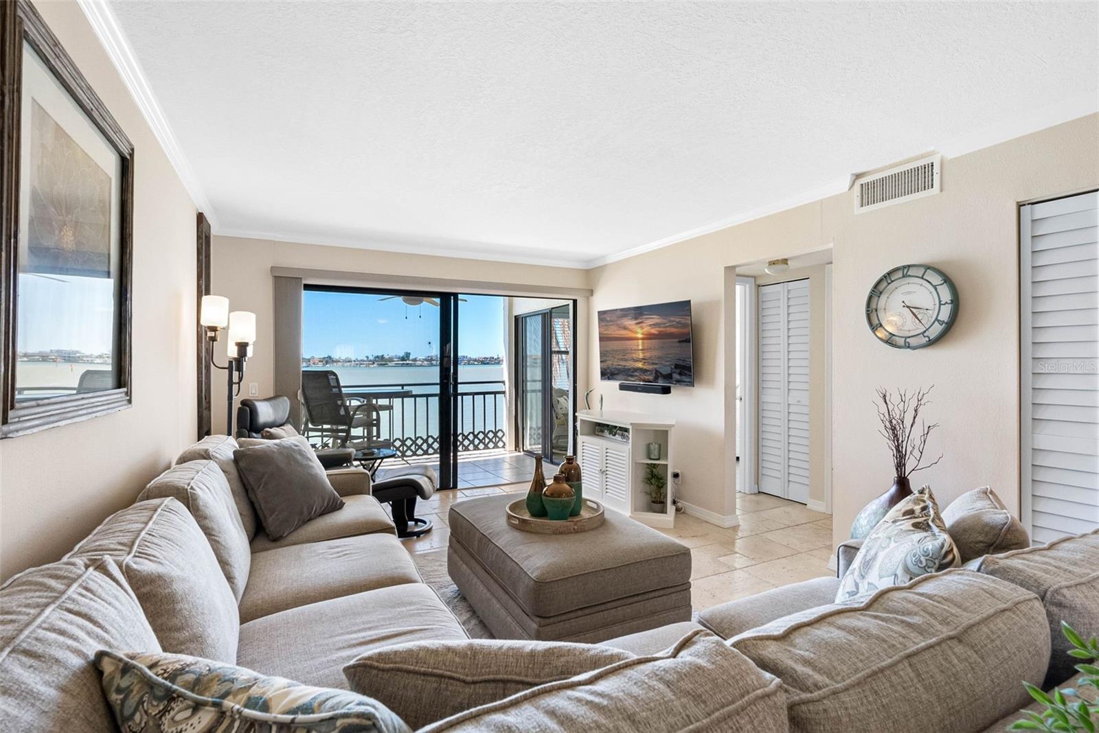 6265 SUN BLVD #204, ST PETERSBURG, FL, 33715