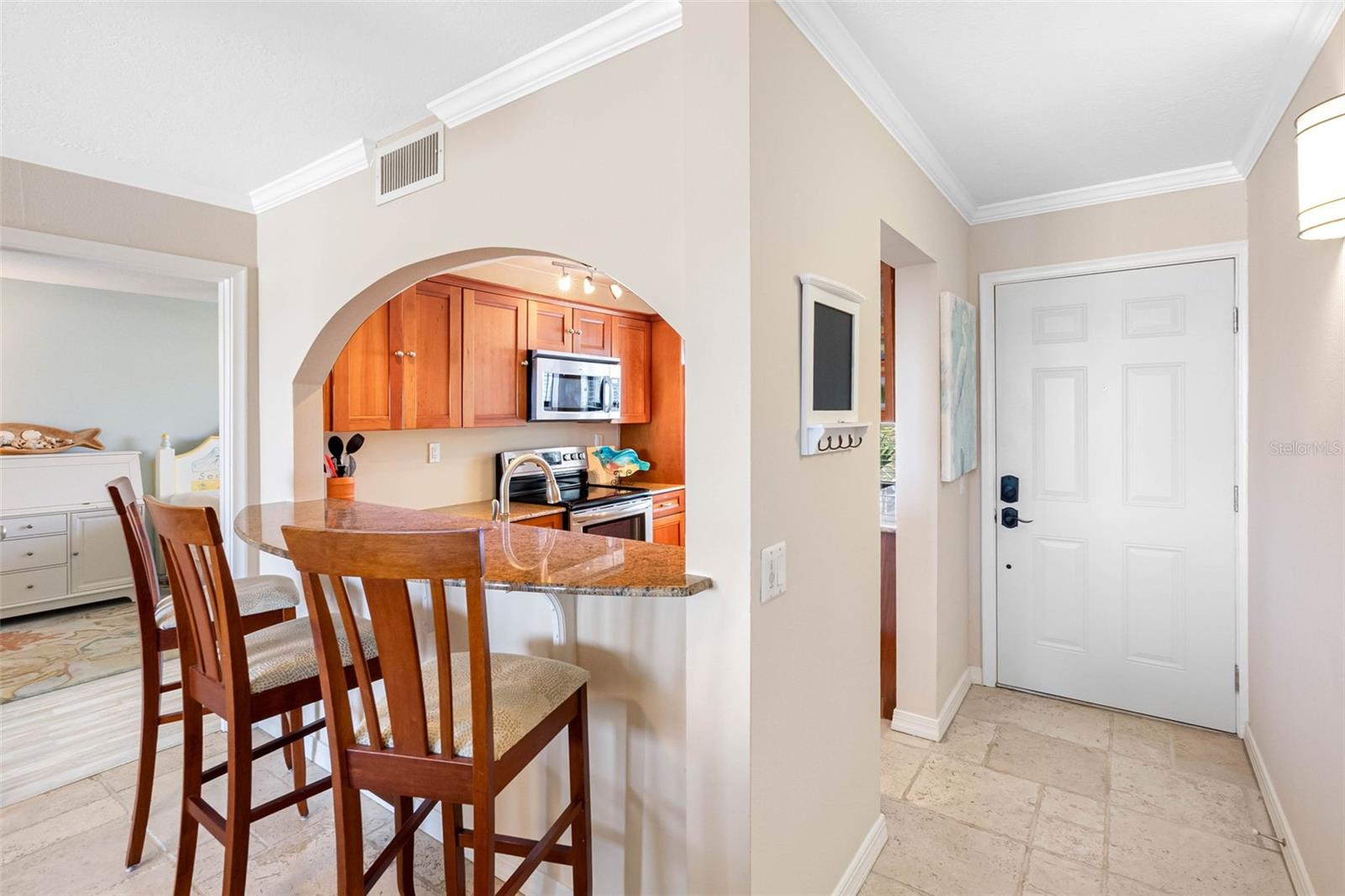 6265 SUN BLVD #204, ST PETERSBURG, FL, 33715