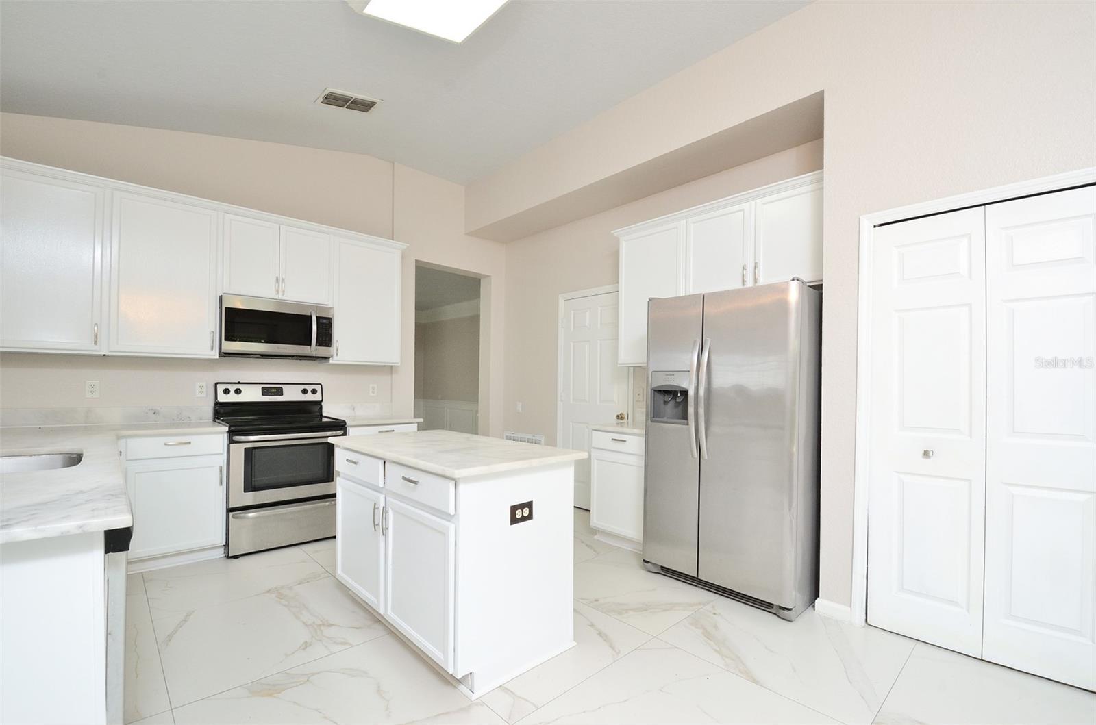 8839 ABBOTSBURY DR, WINDERMERE, FL, 34786