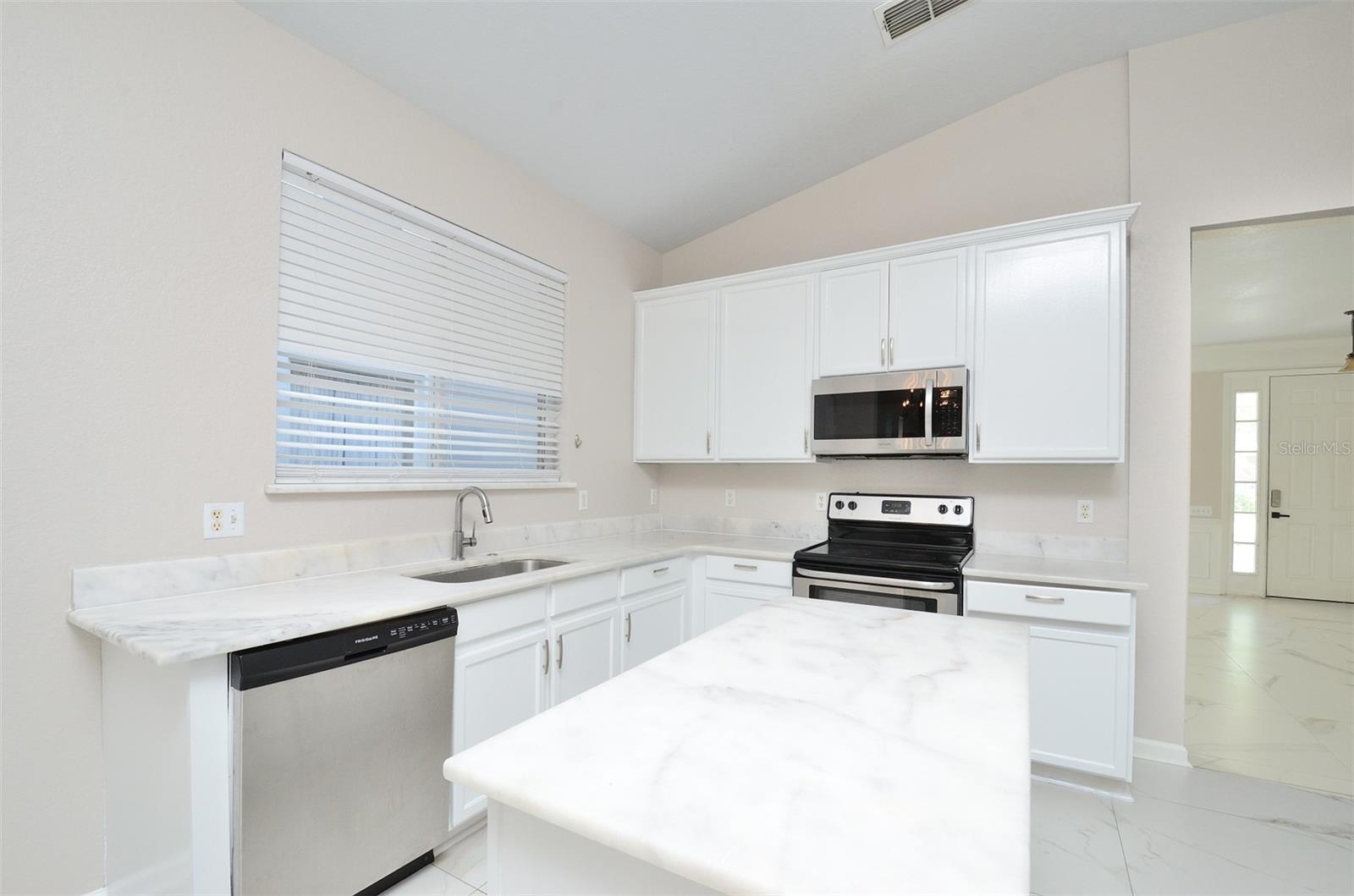 8839 ABBOTSBURY DR, WINDERMERE, FL, 34786