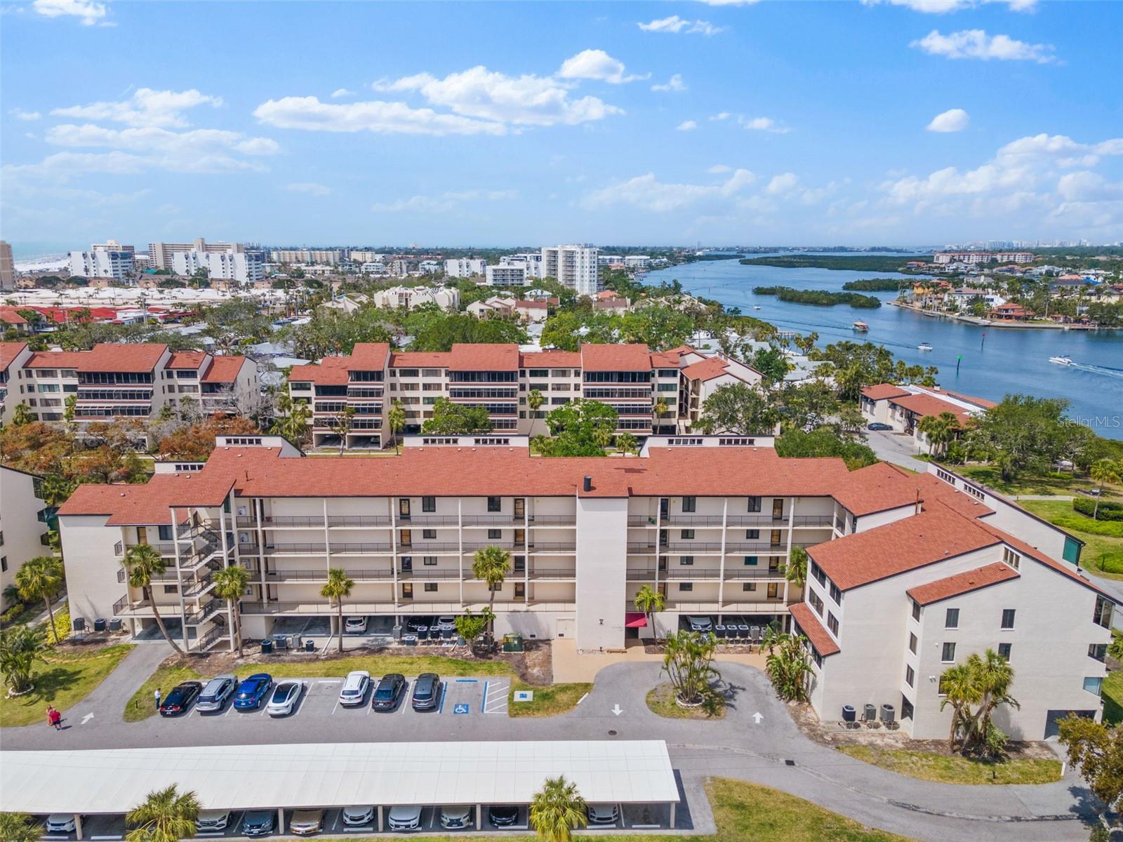 6267 MIDNIGHT PASS RD #105, SARASOTA, FL, 34242