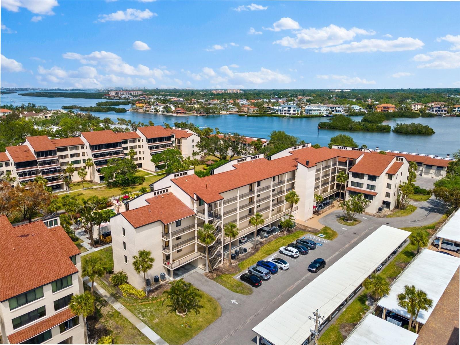 6267 MIDNIGHT PASS RD #105, SARASOTA, FL, 34242