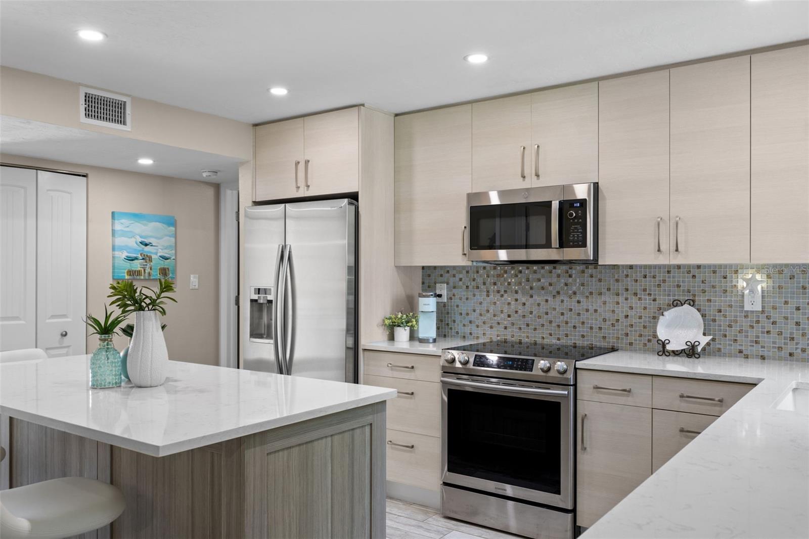 6267 MIDNIGHT PASS RD #105, SARASOTA, FL, 34242