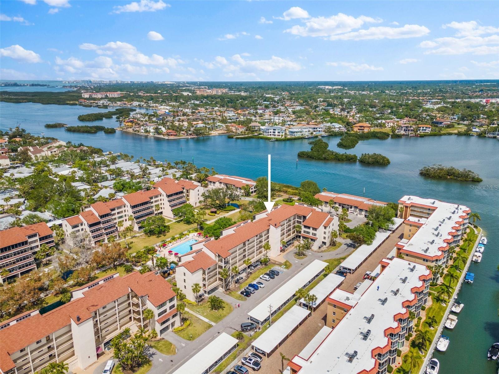 6267 MIDNIGHT PASS RD #105, SARASOTA, FL, 34242