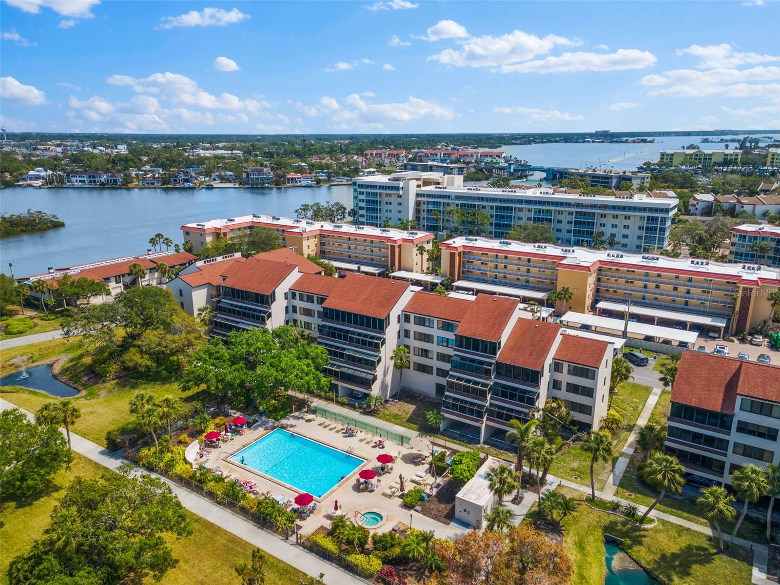 6267 MIDNIGHT PASS RD #105, SARASOTA, FL, 34242