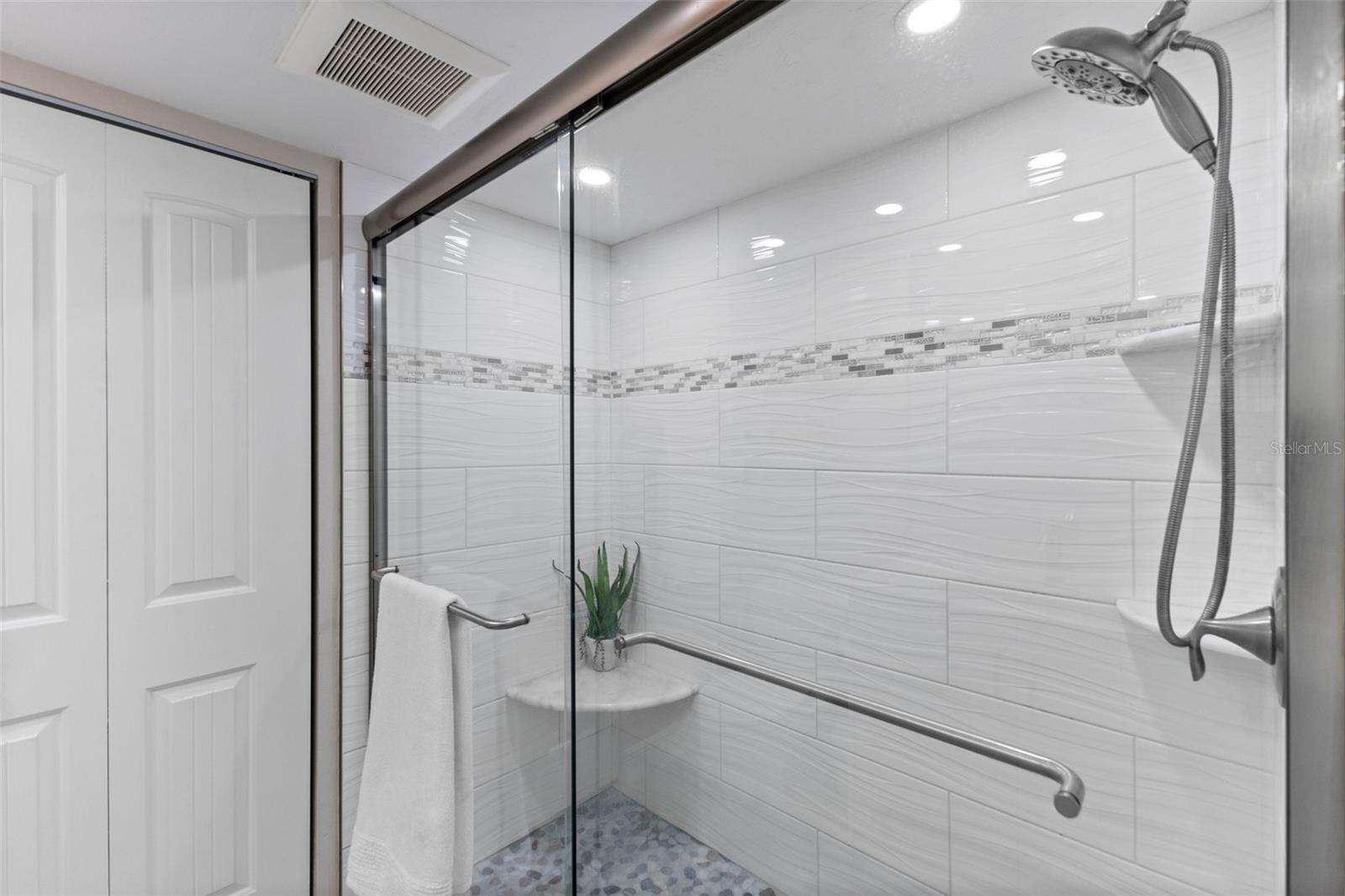 6267 MIDNIGHT PASS RD #105, SARASOTA, FL, 34242