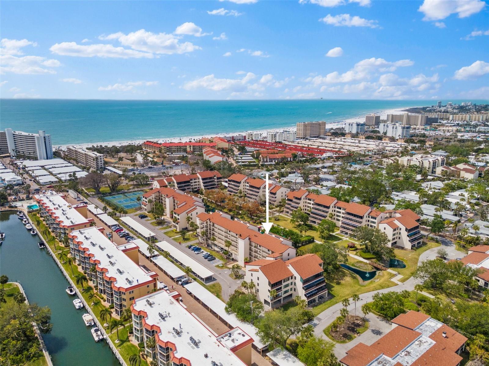 6267 MIDNIGHT PASS RD #105, SARASOTA, FL, 34242