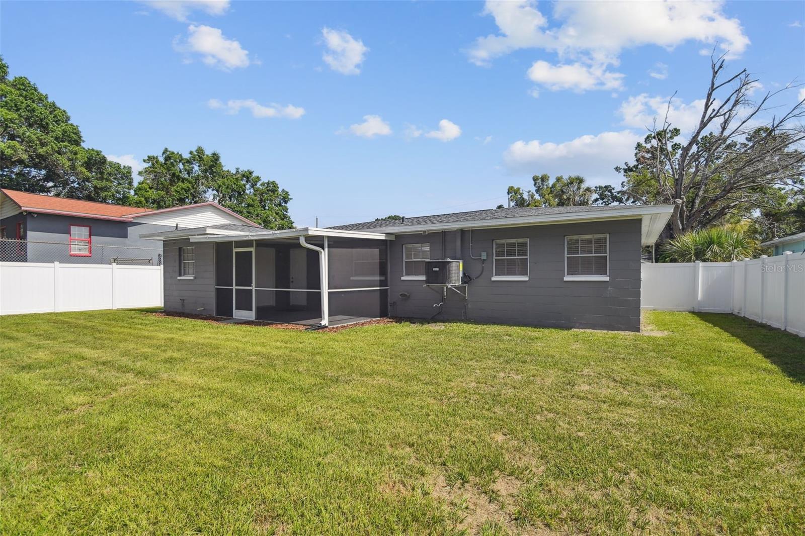2406 THRACE ST, TAMPA, FL, 33605