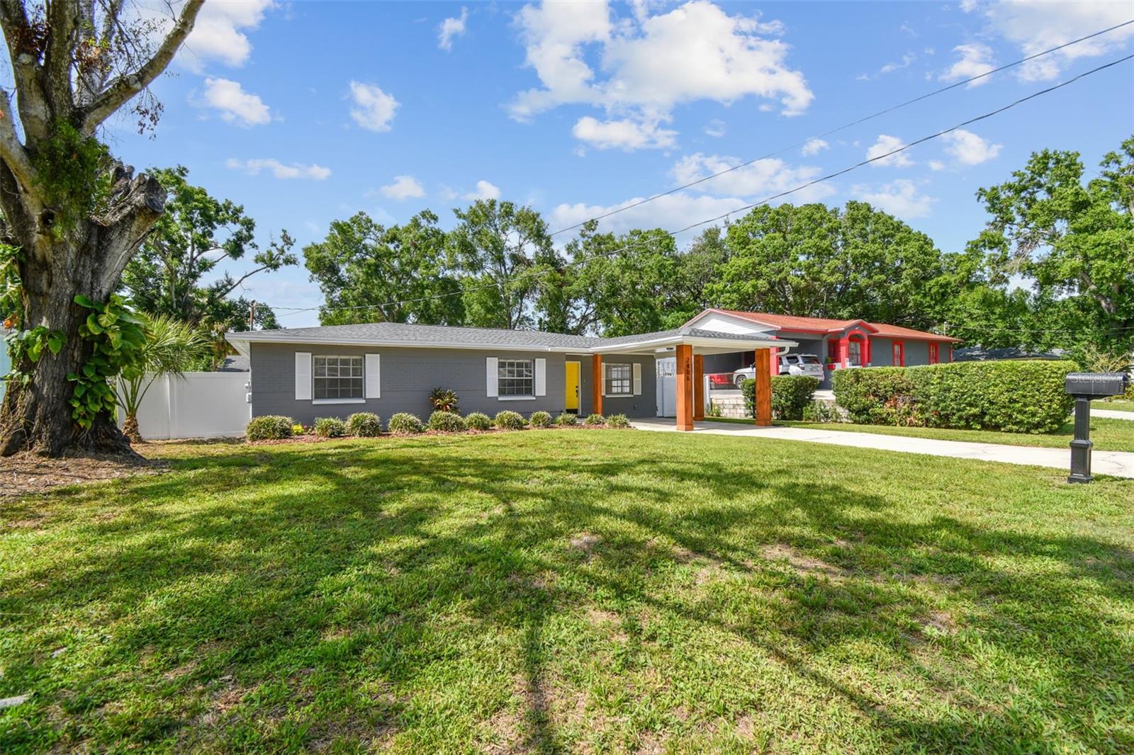 2406 THRACE ST, TAMPA, FL, 33605