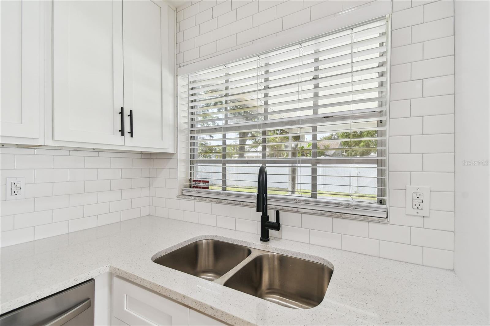 2406 THRACE ST, TAMPA, FL, 33605