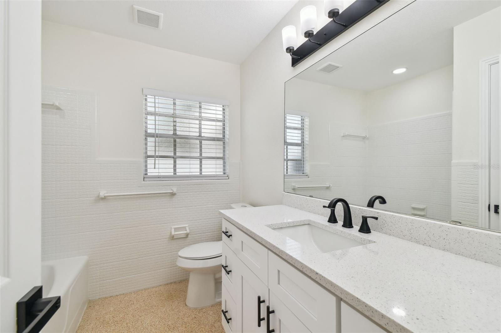 2406 THRACE ST, TAMPA, FL, 33605