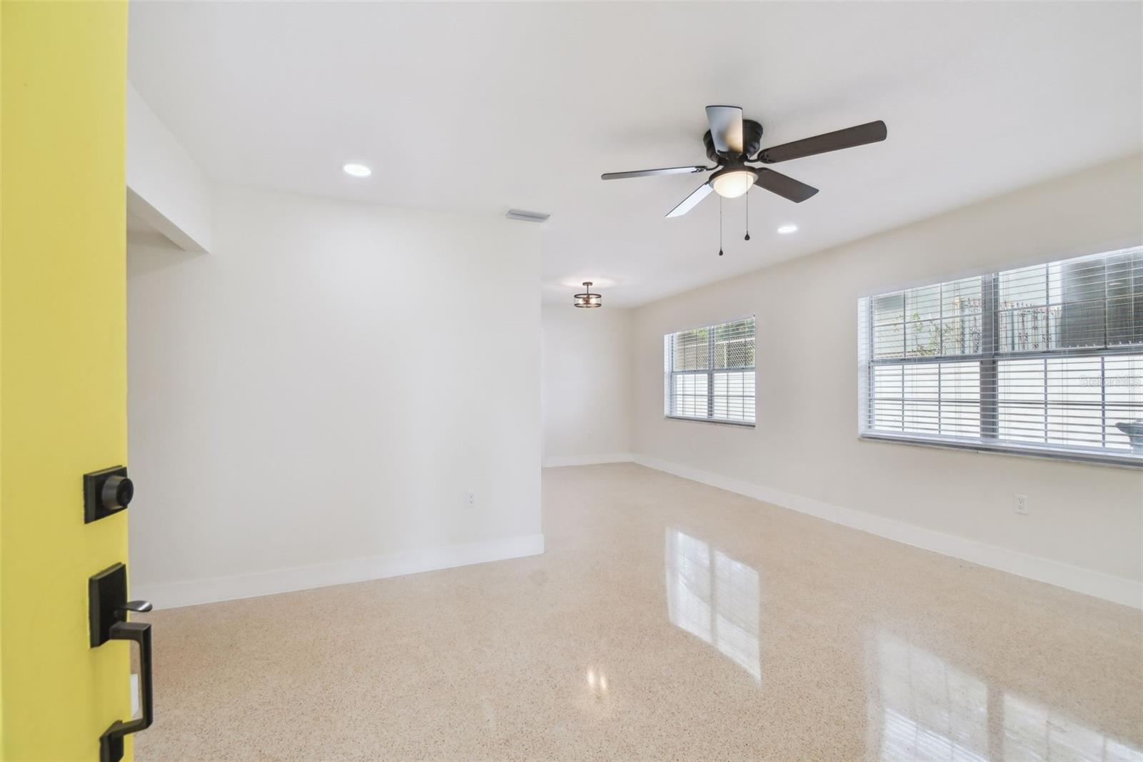 2406 THRACE ST, TAMPA, FL, 33605