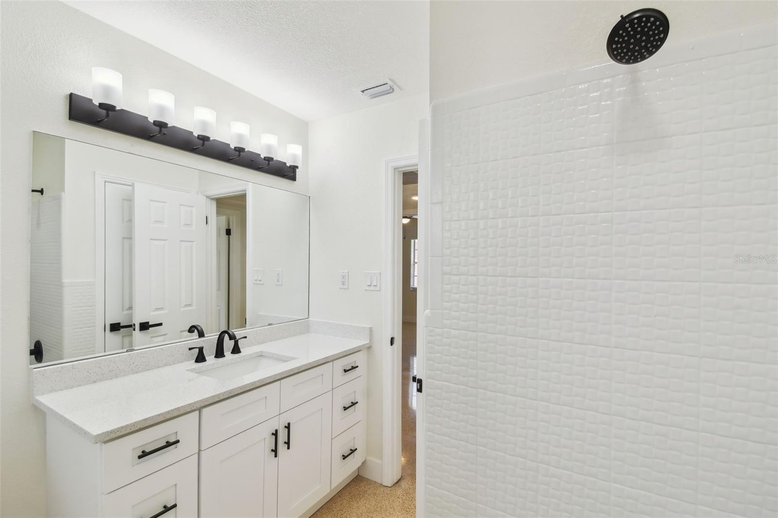 2406 THRACE ST, TAMPA, FL, 33605