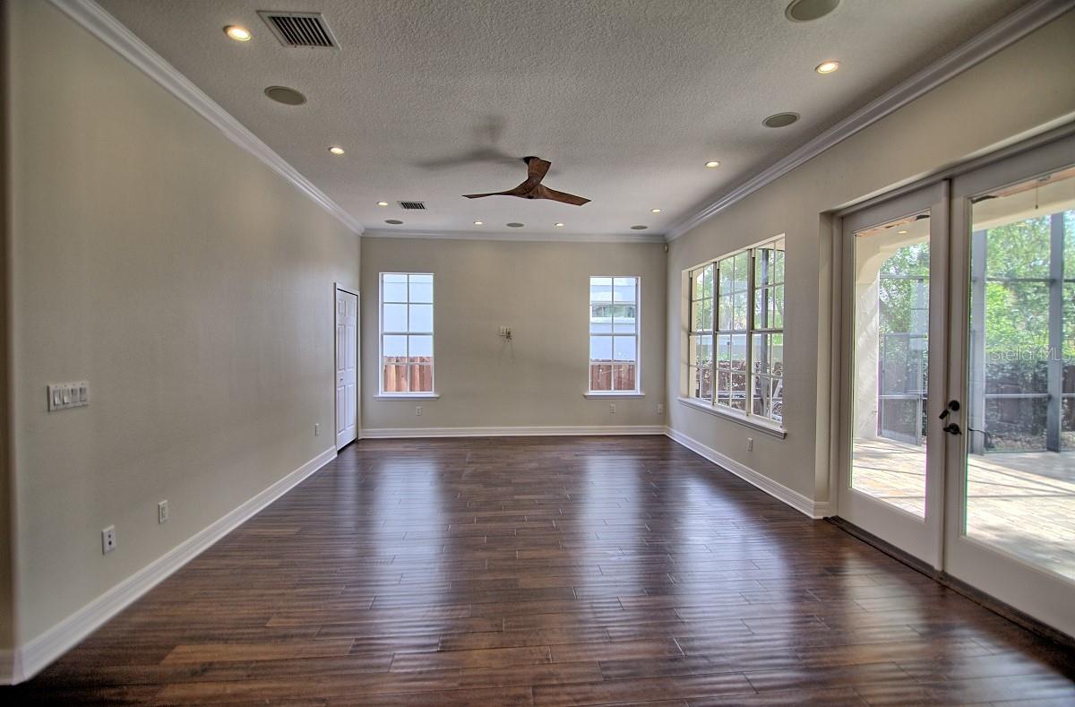 5908 S SWITZER AVE, TAMPA, FL, 33611