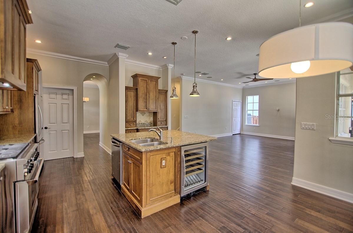 5908 S SWITZER AVE, TAMPA, FL, 33611