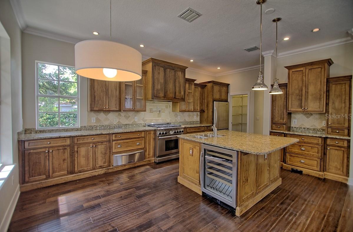 5908 S SWITZER AVE, TAMPA, FL, 33611