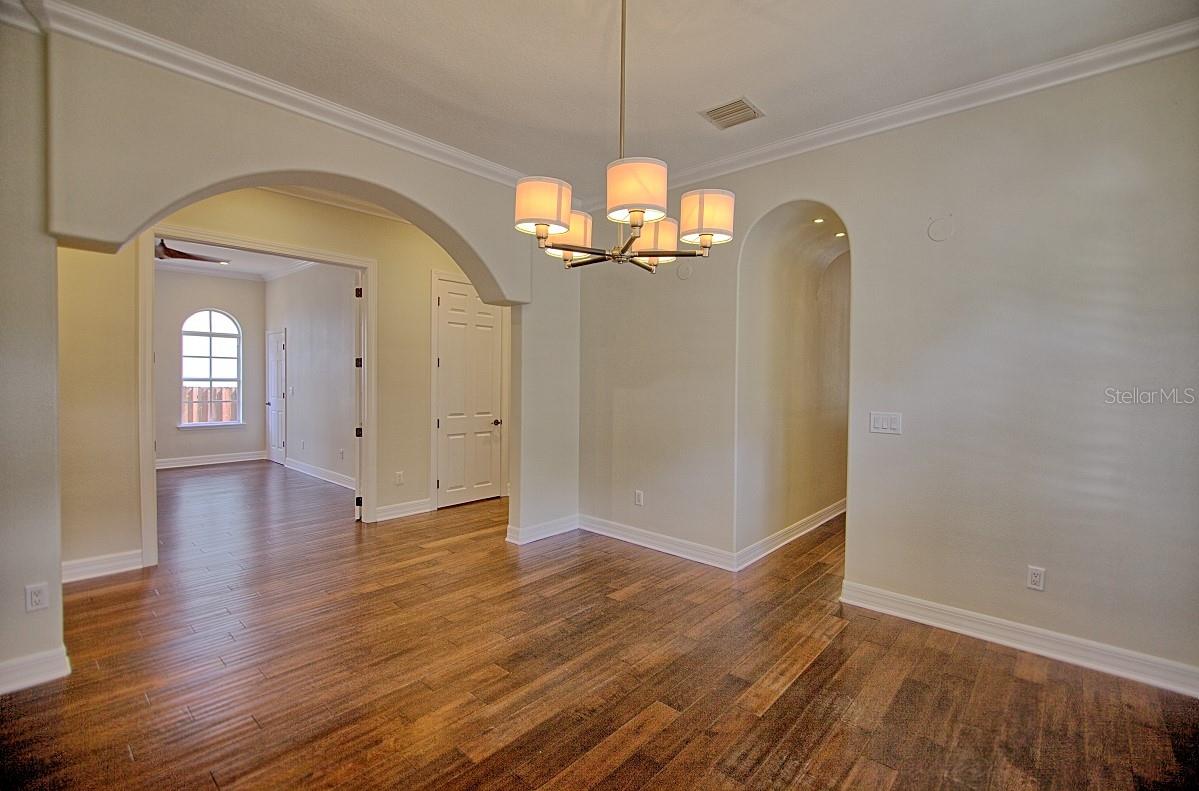 5908 S SWITZER AVE, TAMPA, FL, 33611