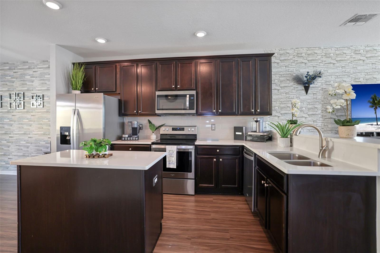 5524 YELLOWFIN CT, NEW PORT RICHEY, FL, 34652