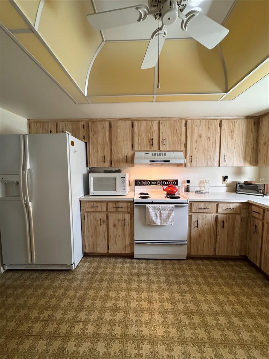 541 LAKE MYSTIC LN, LAKELAND, FL, 33813