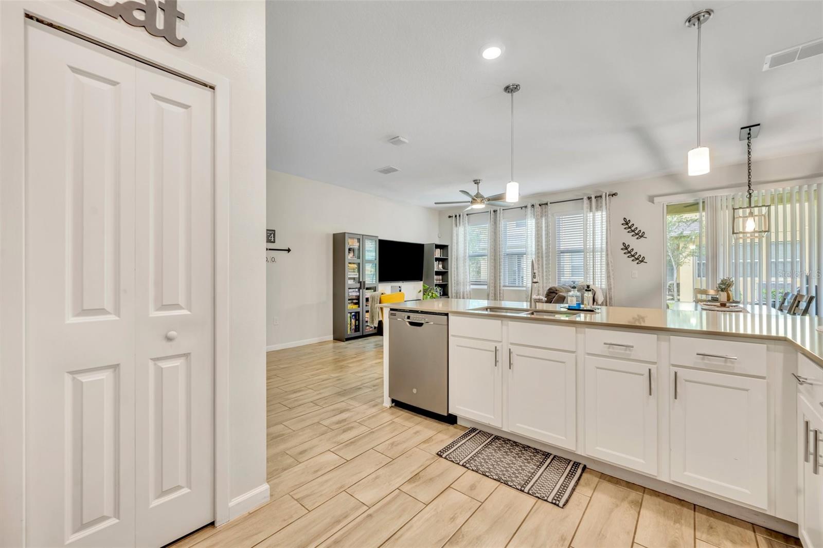 9389 TECUMSEH DR, ORLANDO, FL, 32825