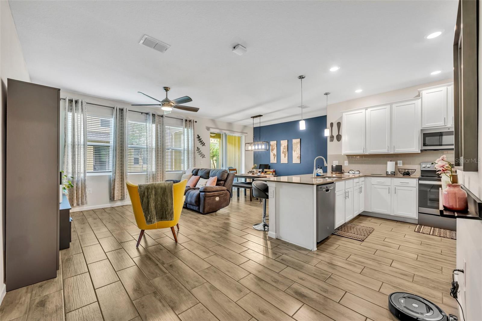 9389 TECUMSEH DR, ORLANDO, FL, 32825