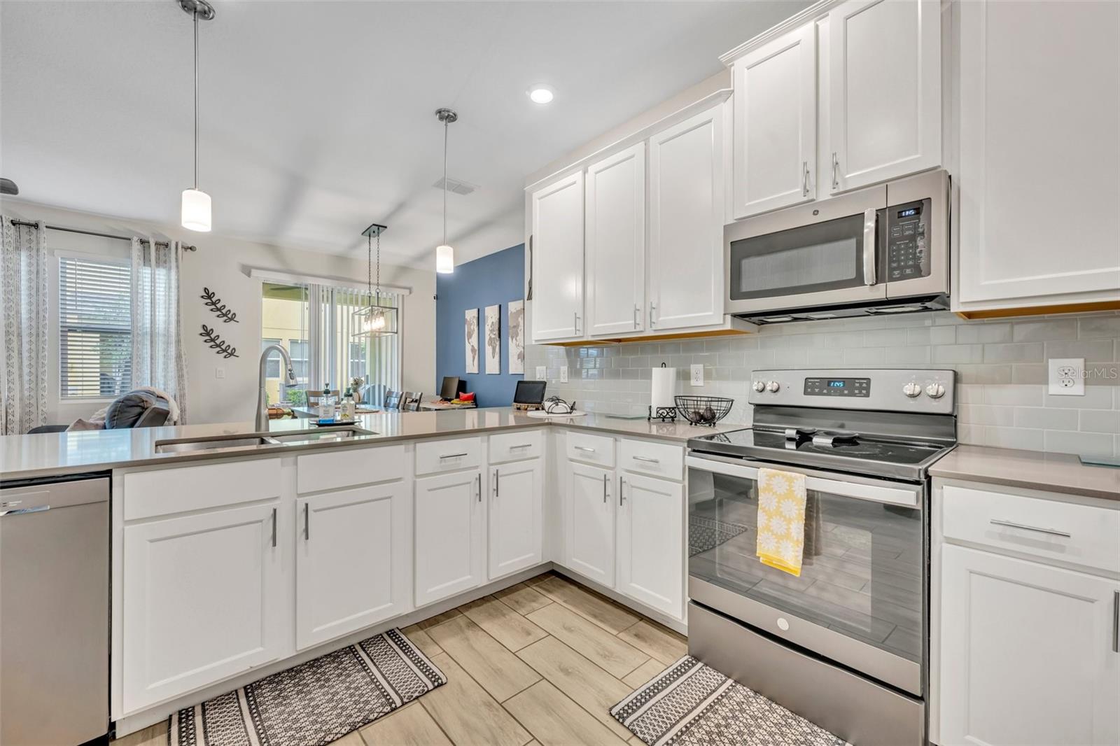 9389 TECUMSEH DR, ORLANDO, FL, 32825