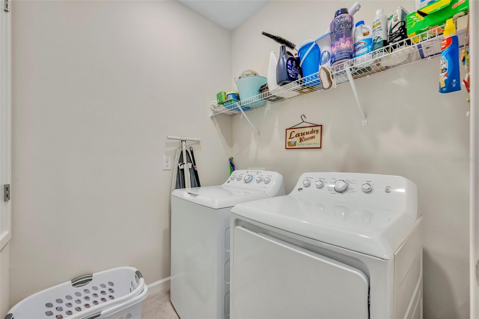 9389 TECUMSEH DR, ORLANDO, FL, 32825