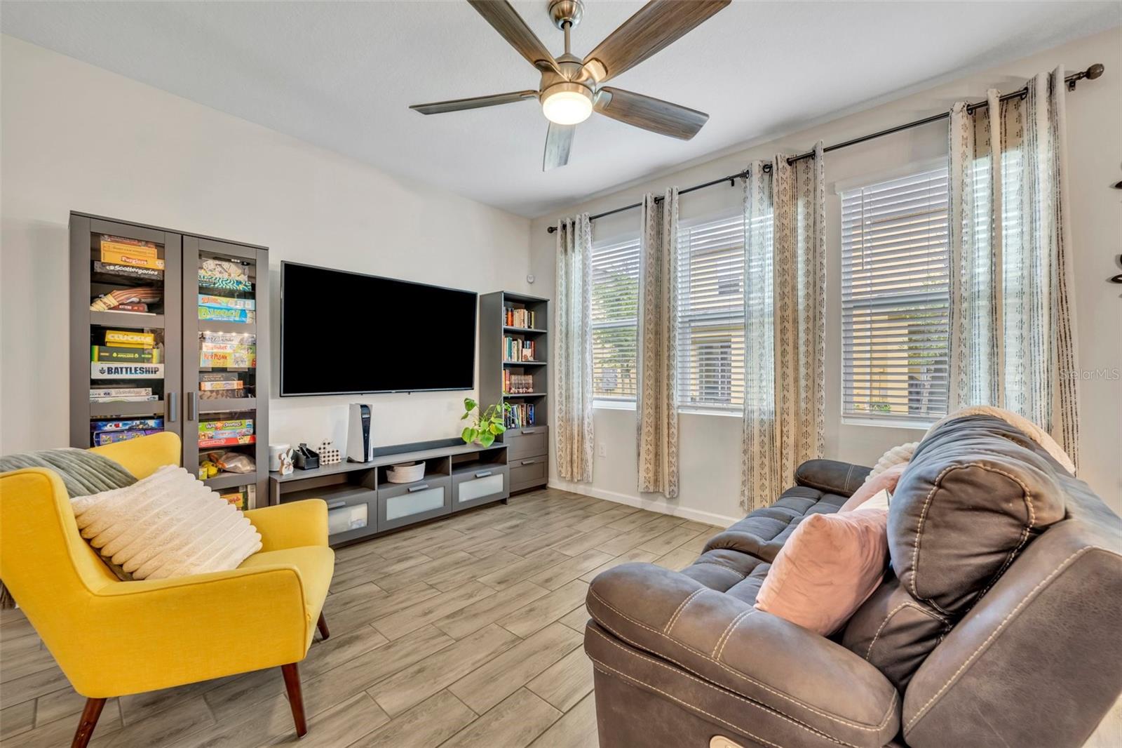 9389 TECUMSEH DR, ORLANDO, FL, 32825