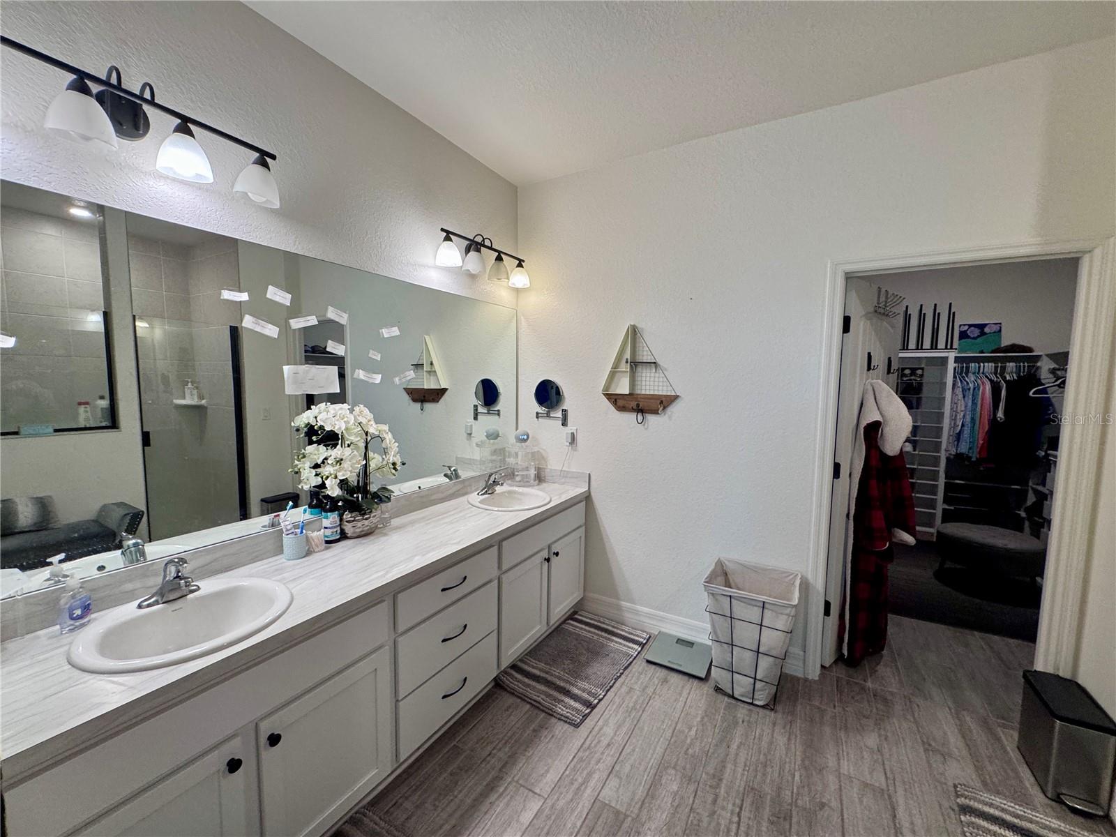 818 NE 38TH ST, CAPE CORAL, FL, 33909