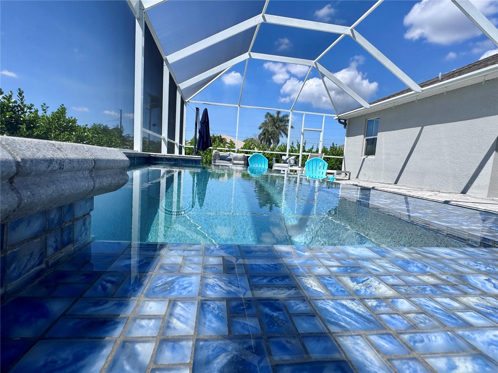 818 NE 38TH ST, CAPE CORAL, FL, 33909