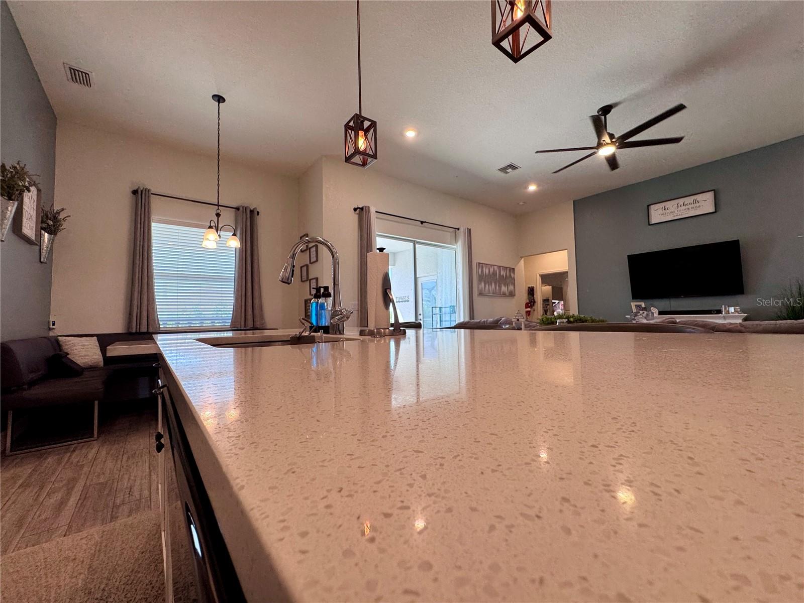 818 NE 38TH ST, CAPE CORAL, FL, 33909