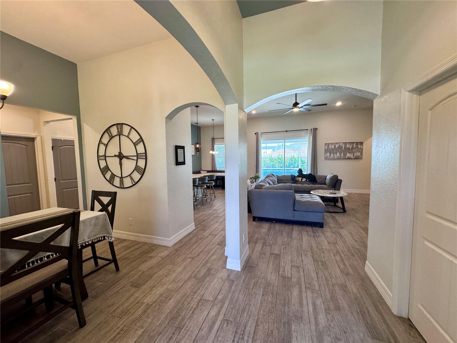 818 NE 38TH ST, CAPE CORAL, FL, 33909