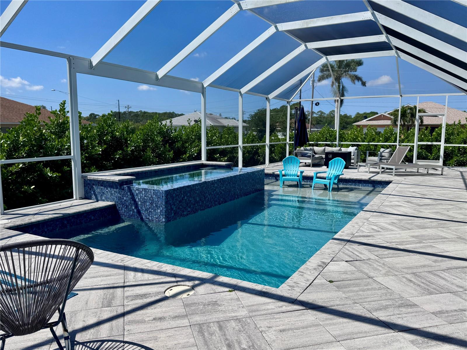 818 NE 38TH ST, CAPE CORAL, FL, 33909