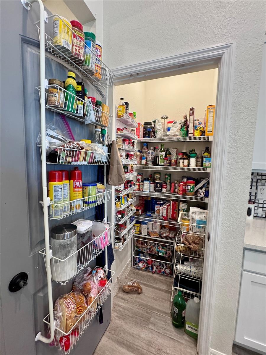 818 NE 38TH ST, CAPE CORAL, FL, 33909