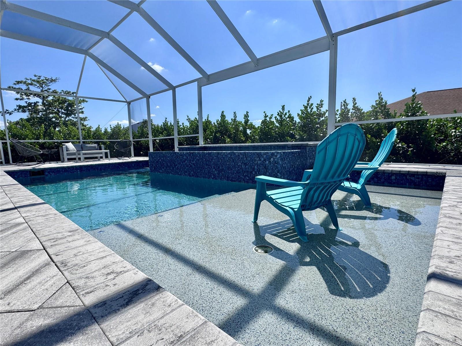 818 NE 38TH ST, CAPE CORAL, FL, 33909