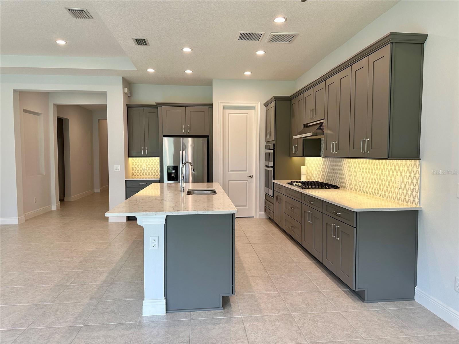 8313 TOPSAIL PL, WINTER GARDEN, FL, 34787