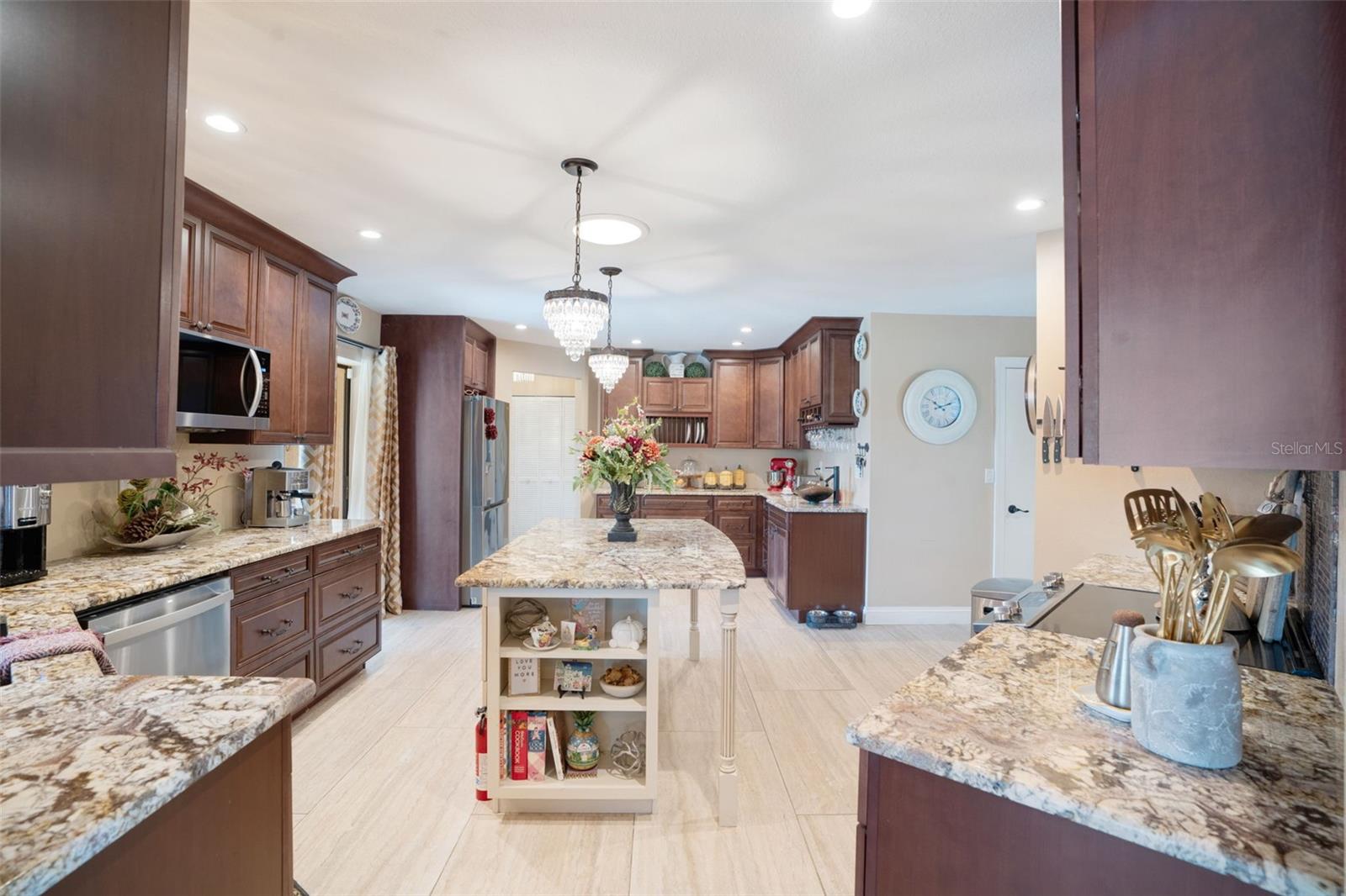 2304 BONN CT, PUNTA GORDA, FL, 33983