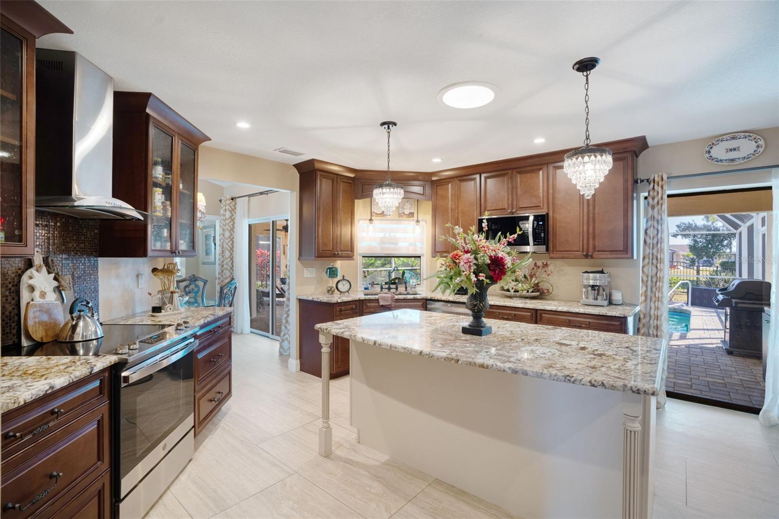 2304 BONN CT, PUNTA GORDA, FL, 33983